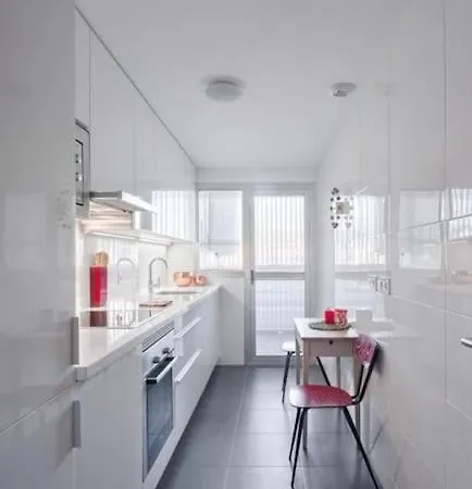 Apartment Con Piscina, Cerca Del Mar Y De 1 Centro Comercial