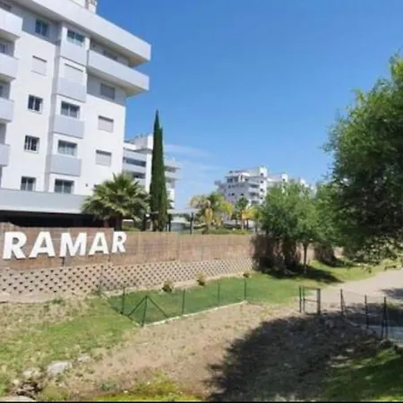 Con Piscina, Cerca Del Mar Y De 1 Centro Comercial Apartment *